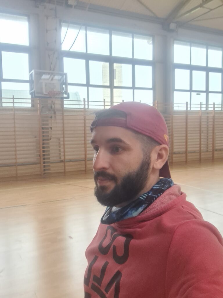 Pan Od Fikołków Nauczyciel WF